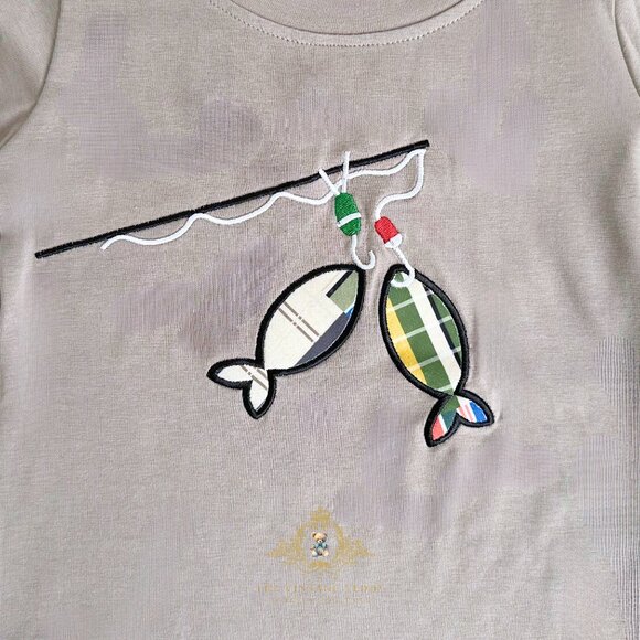 NWT Cute Boys T-shirt & Shorts Matching Set Embroidered Checkered Fish on!  3T - Picture 3 of 3